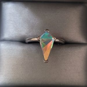 Fragrant Jewels Unicorn Tears Ring